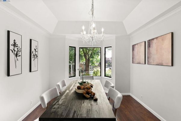 Chandelier, Dining room, Interior, Wood Texture Flooring