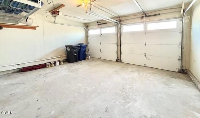 Garage, Interior