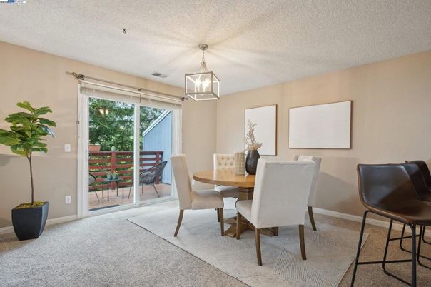 Dining room, Interior
