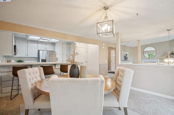 Dining room, Interior, Kitchen, Pendant Lights, Stainless Steel Appliances