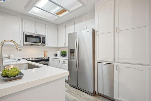 Interior, Kitchen, Stainless Steel Appliances, Wood Texture Flooring