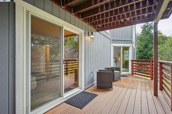 Exterior, Wood Texture Flooring