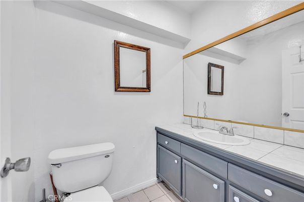 Bathroom, Interior, Tile Countertops