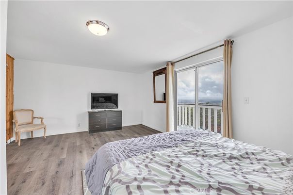 Bedroom, Interior, Water, Wood Texture Flooring