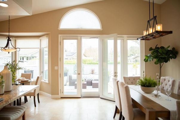 Dining room, Interior, Pendant Lights