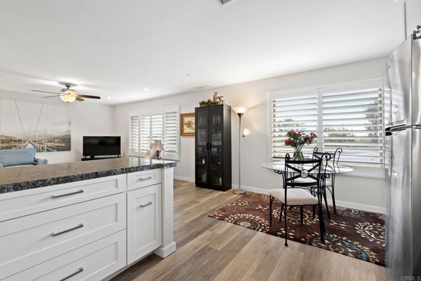 Dining room, Interior, Kitchen, Recessed Lighting, Wood Texture Flooring