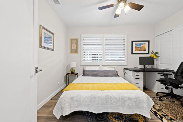 Bedroom, Home Office, Interior, Wood Texture Flooring