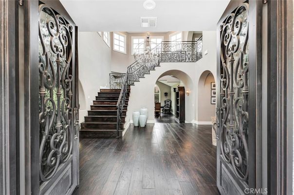 Chandelier, Interior, Recessed Lighting, Wood Texture Flooring