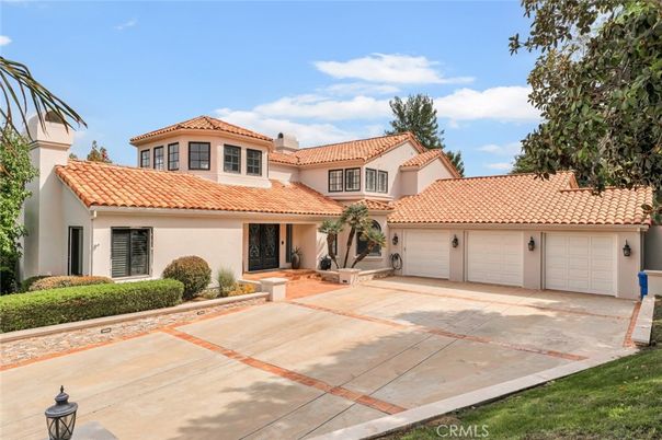 Attached, Backyard, Exterior, Facade, Mediterranean