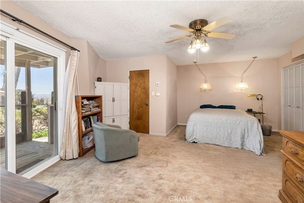 Interior, Kitchen, Pendant Lights, Tile Countertops