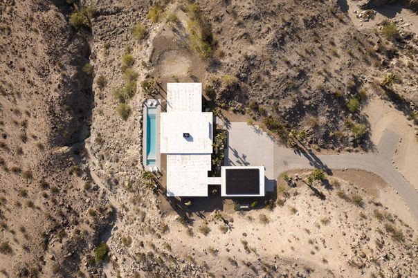 Exterior, Drone