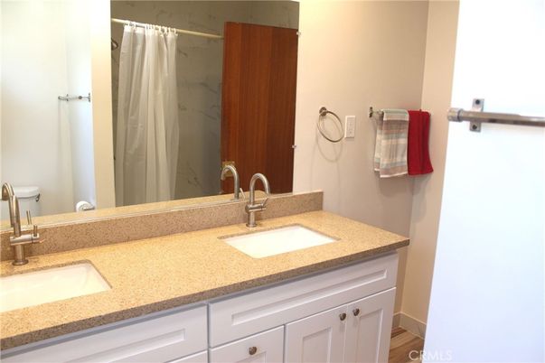 Bathroom, Dual Sink Vanities, Interior, Wood Texture Flooring