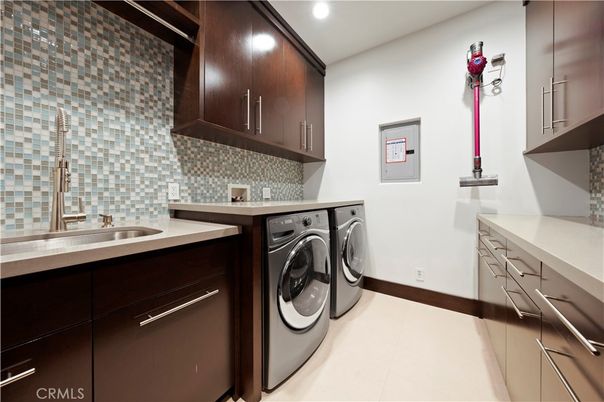 Interior, Recessed Lighting, Washer