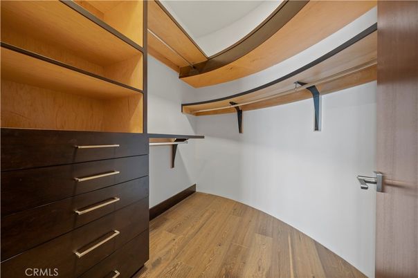 Interior, Walk-in Closets, Wood Texture Flooring
