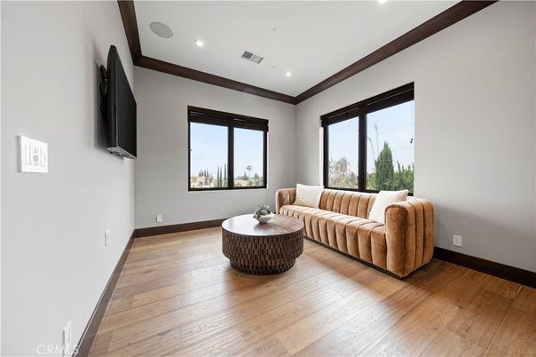 Interior, Living room, Recessed Lighting, Wood Texture Flooring