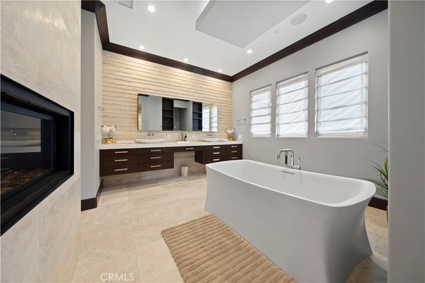 Bathroom, Dual Sink Vanities, Free Standing Baths, Interior, Recessed Lighting