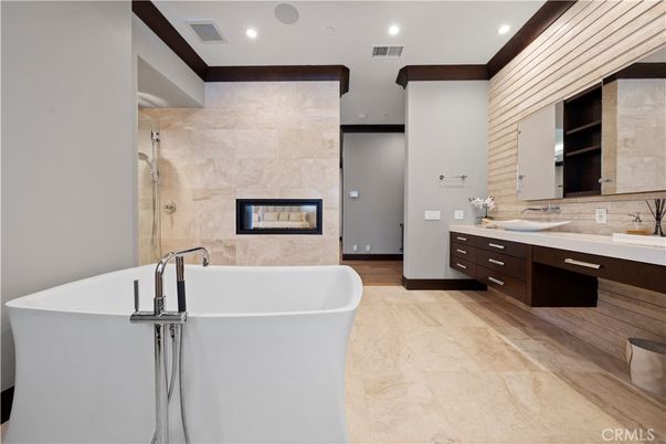 Bathroom, Dual Sink Vanities, Fireplace, Free Standing Baths, Interior, Recessed Lighting