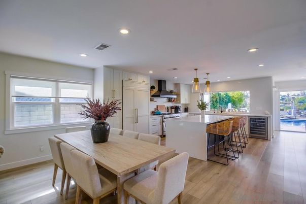 Dining room, Interior, Kitchen, Pendant Lights, Recessed Lighting, Stainless Steel Appliances, Wood Texture Flooring
