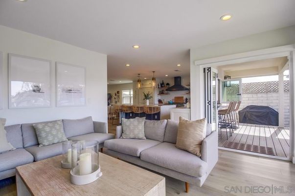 Interior, Kitchen, Living room, Pendant Lights, Recessed Lighting, Wood Texture Flooring