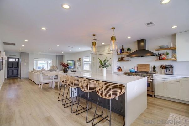 Dining room, Interior, Kitchen, Living room, Pendant Lights, Recessed Lighting, Stainless Steel Appliances, Wood Texture Flooring