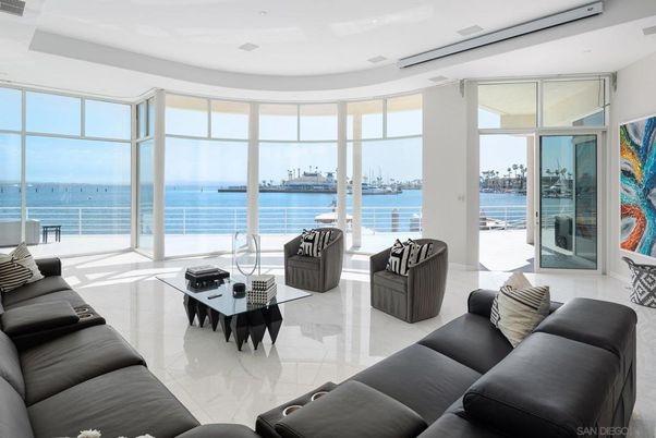Interior, Living room, Water