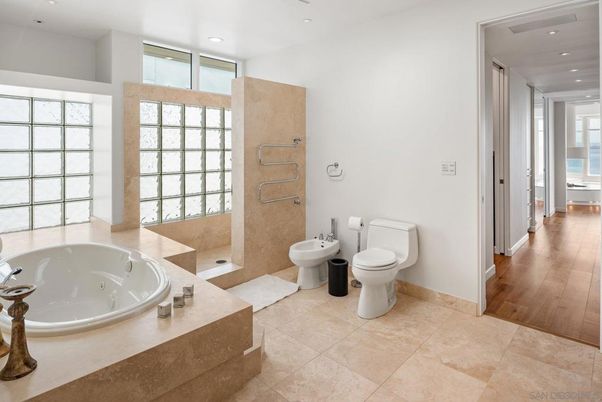 Bathroom, Interior, Recessed Lighting, Wood Texture Flooring