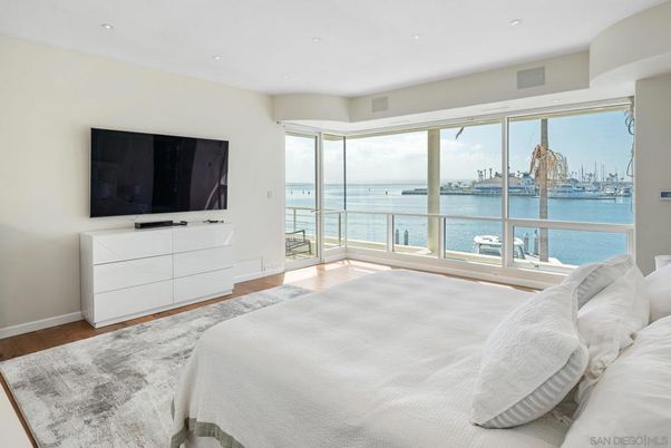 Bedroom, Interior, Recessed Lighting, Water, Wood Texture Flooring