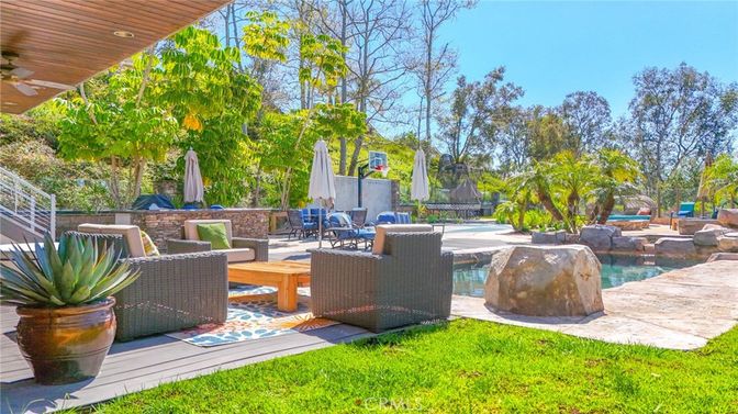 Backyard, Exterior, Playground, Pool