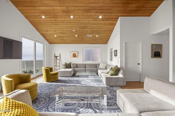 Interior, Living room, Recessed Lighting, Wooden Ceilings, Wood Texture Flooring
