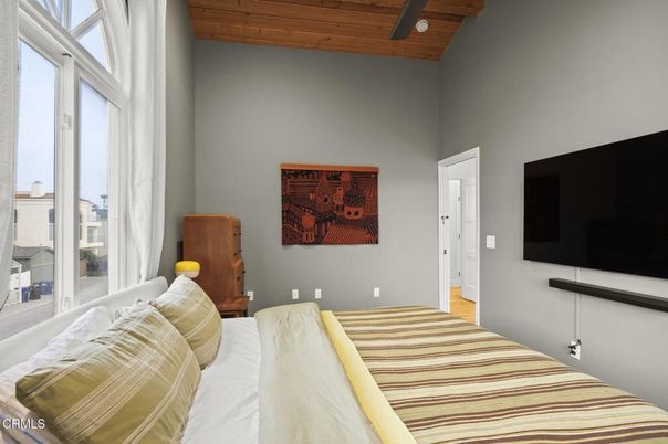 Bedroom, Interior, Recessed Lighting, Wooden Beams, Wooden Ceilings, Wood Texture Flooring