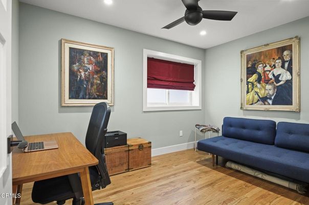 Home Office, Interior, Recessed Lighting, Wood Texture Flooring