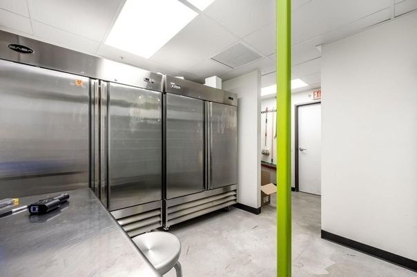 Elevator, Interior