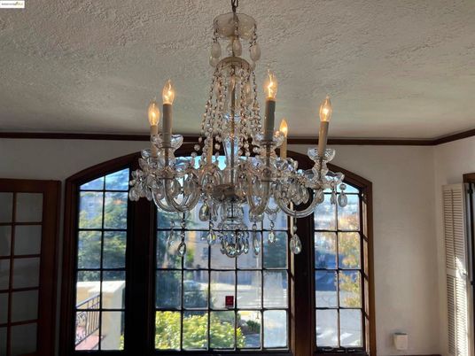 Chandelier, Interior