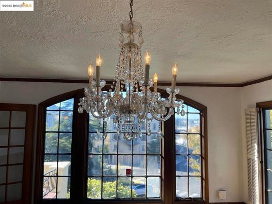 Chandelier, Interior