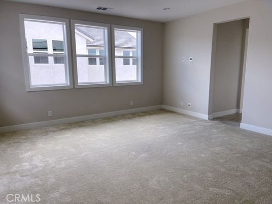 Empty room, Interior, Recessed Lighting