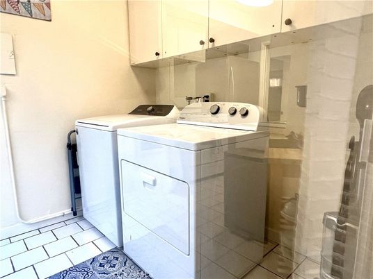 Interior, Washer