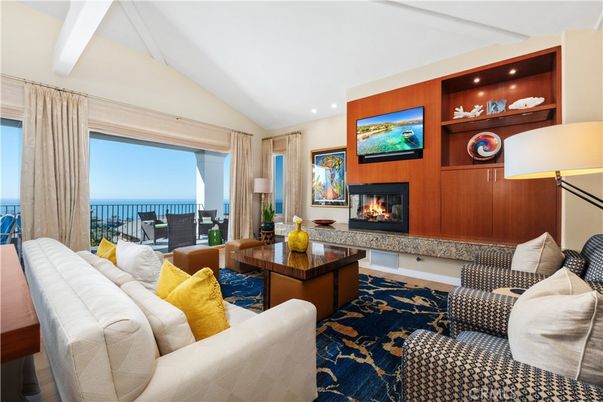 Fireplace, Interior, Living room, Recessed Lighting, Water