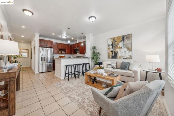 Interior, Kitchen, Living room, Recessed Lighting, Stainless Steel Appliances
