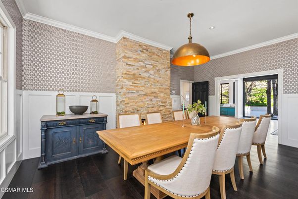 Dining room, Interior, Pendant Lights, Recessed Lighting, Stone Walls, Wood Texture Flooring