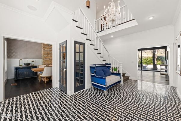 Chandelier, Home Office, Interior, Recessed Lighting