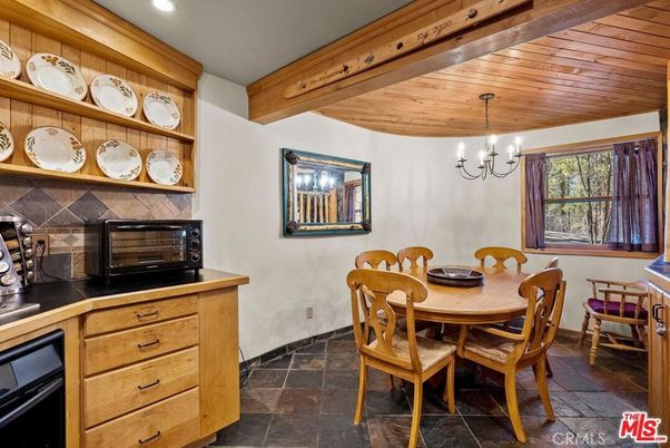 Chandelier, Dining room, Interior, Recessed Lighting, Wooden Ceilings
