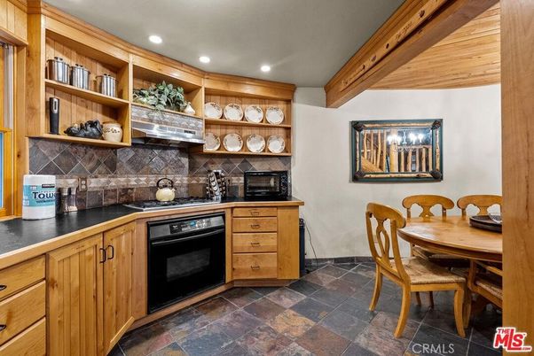 Dining room, Interior, Kitchen, Recessed Lighting