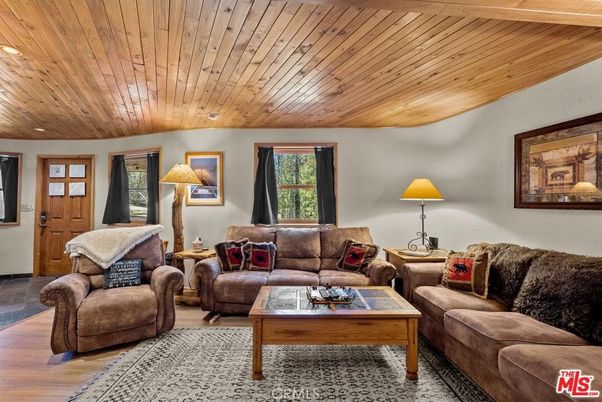 Interior, Living room, Recessed Lighting, Wooden Ceilings, Wood Texture Flooring