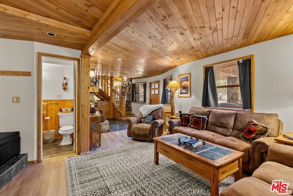 Bathroom, Interior, Living room, Recessed Lighting, Wooden Beams, Wooden Ceilings, Wood Texture Flooring