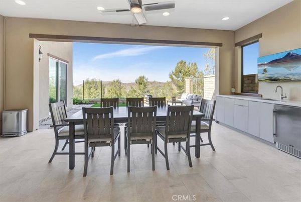 Dining room, Interior, Recessed Lighting