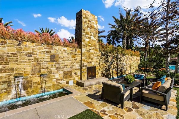 Exterior, Fireplace, Pool