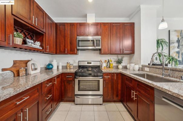 Interior, Kitchen, Pendant Lights, Recessed Lighting, Stainless Steel Appliances