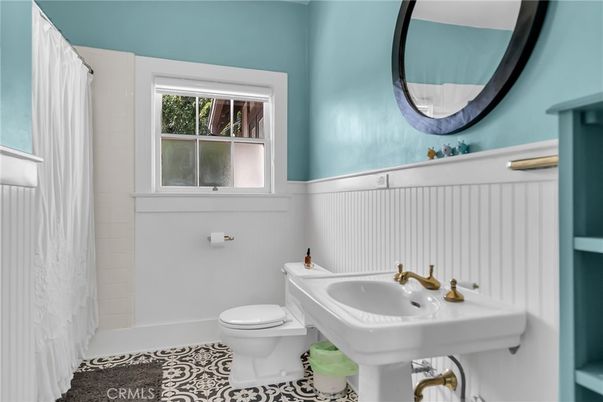 Bathroom, Interior