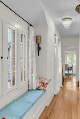 Chandelier, Interior, Wood Texture Flooring