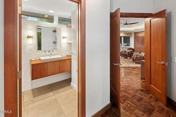 Bathroom, Interior, Recessed Lighting, Wood Texture Flooring